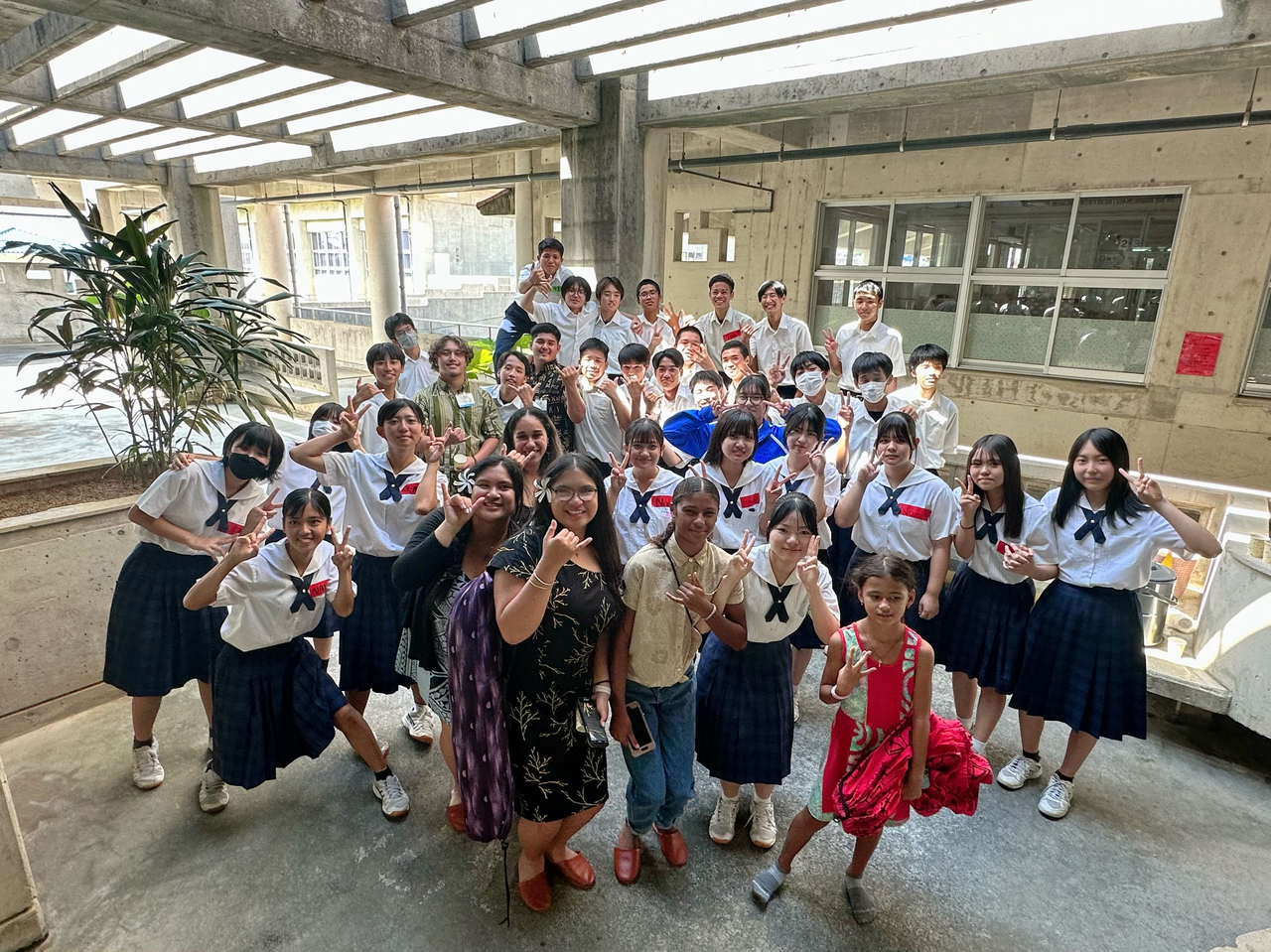 Students of the ʻAle Lau Loa Global Youth Ambassador Program 